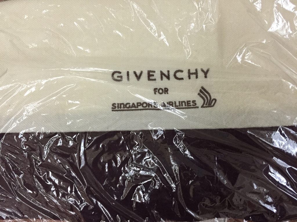 Singapore Suites Class Givenchy Linens